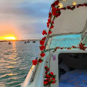  Bateau-hôtel Guestboat Milagre